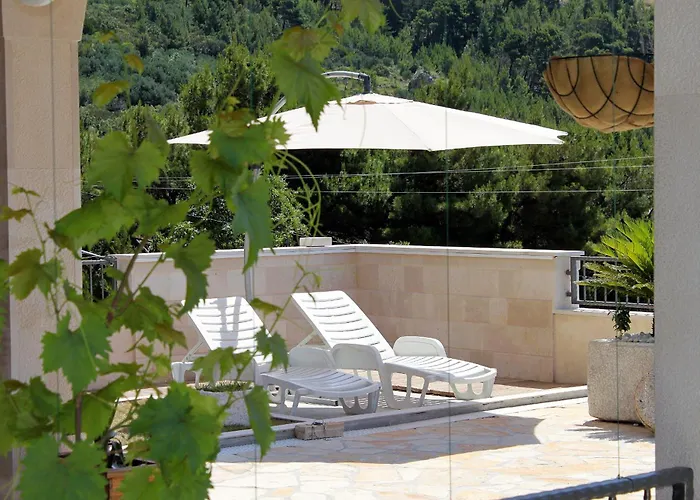 House With A Swimming Pool Kotisina, - 6808 בית נופש